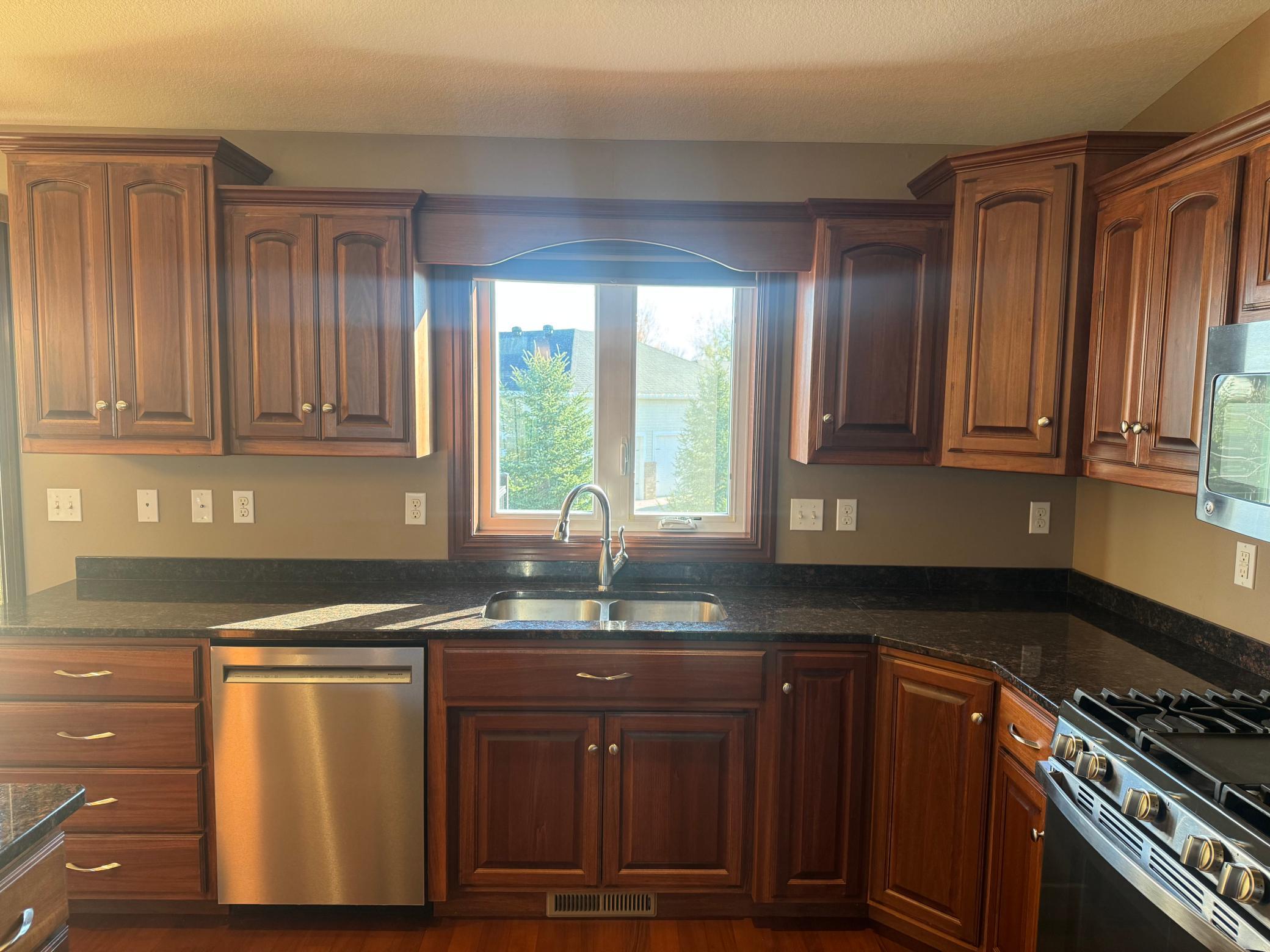 2013 single family home for sale at 6296 14th Street S in Fargo, ND — 4 bed, 3 bath (photo 10 of 26)