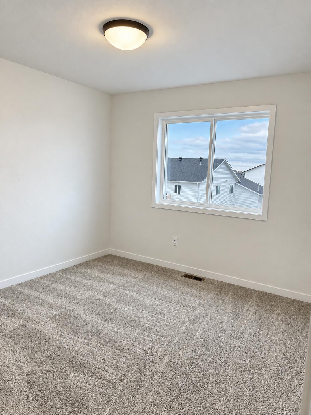 2025 single family home for sale at 8505 61 Street S in Horace, ND — 4 bed, 3 bath (photo 20 of 29)
