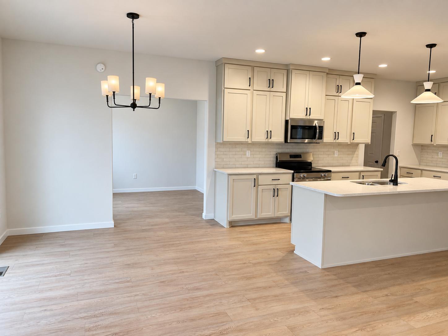 2025 single family home for sale at 8505 61 Street S in Horace, ND — 4 bed, 3 bath (photo 8 of 29)