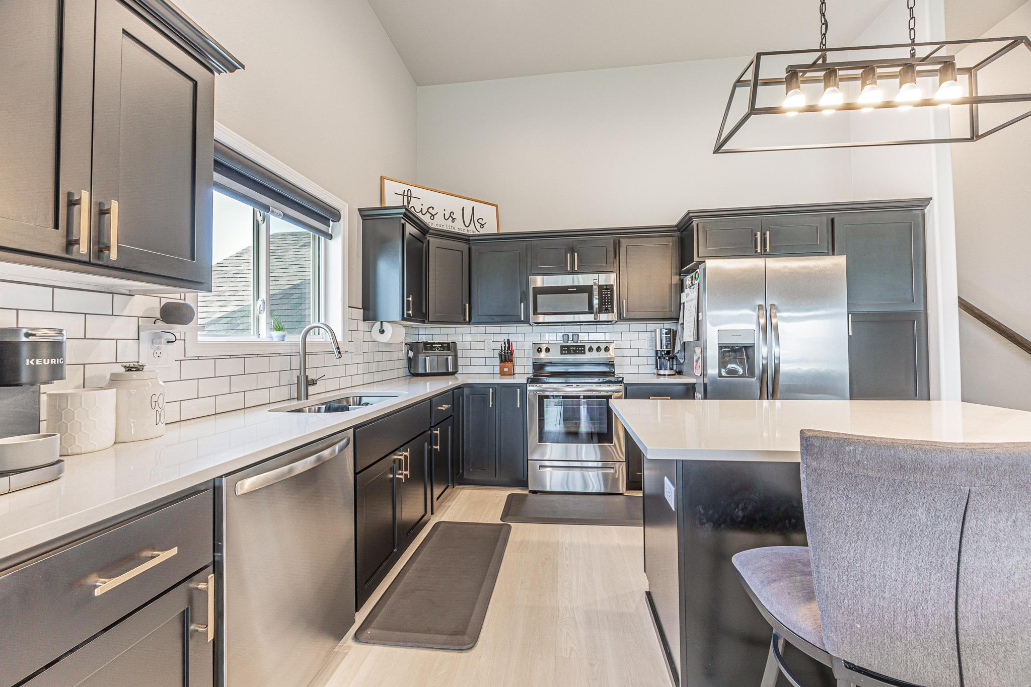 2022 single family home for sale at 7371 26th Street S in Fargo, ND — 4 bed, 3 bath (photo 11 of 46)