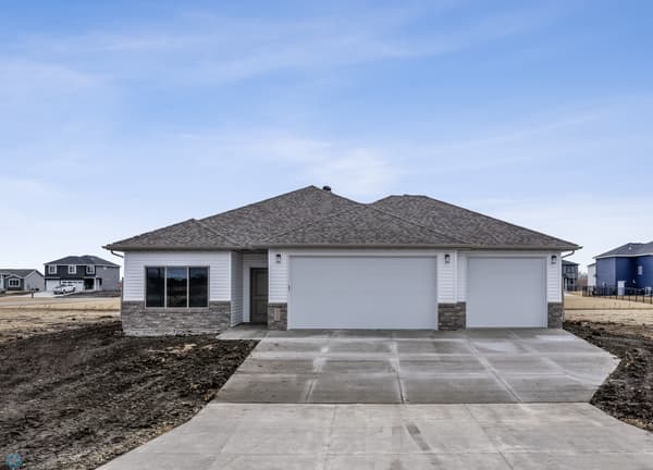 Single Family for sale at 10218 73rd S Street, Horace, ND $399,900 3 bed 2 bath 1,765 sqft — MLS# 6698979