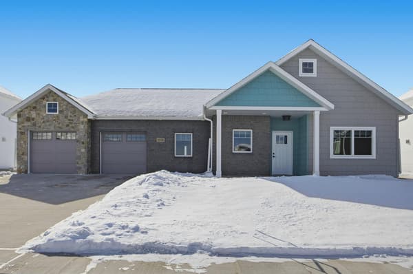 Single Family for sale at 1576 75th S Avenue, Fargo, ND $449,900 2 bed 2 bath 1,325 sqft — MLS# 7019998