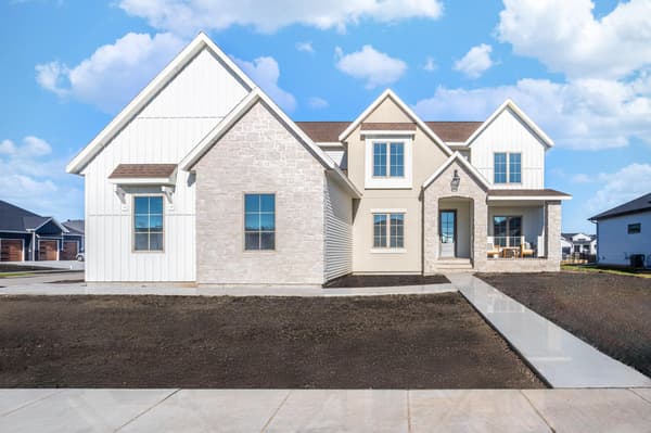 Single Family for sale at 1101 Aspen Terrace, West Fargo, ND $1,093,345 4 bed 3 bath 3,071 sqft — MLS# 7029138 Single Family for sale at 1101 Aspen Terrace, West Fargo, ND $1,093,345 4 bed 3 bath 3,071 sqft — MLS# 7029138