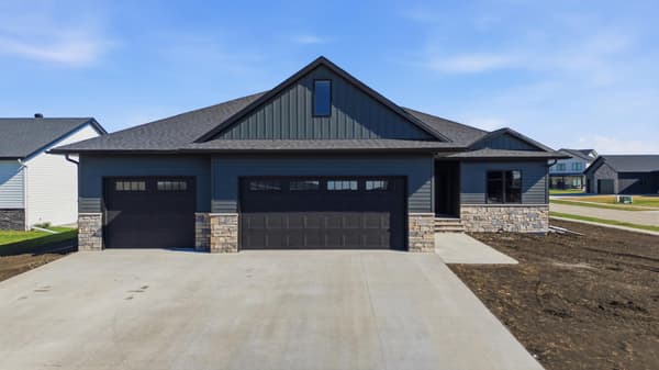 Single Family for sale at 4257 Pine Parkway S, Fargo, ND $900,000 5 bed 3 bath 3,752 sqft — MLS# 7064532 Single Family for sale at 4257 Pine Parkway S, Fargo, ND $900,000 5 bed 3 bath 3,752 sqft — MLS# 7064532