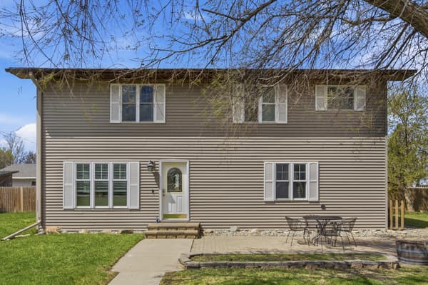 Single Family for sale at 115 Lund Avenue S, Glyndon, MN $315,000 4 bed 2 bath 2,400 sqft — MLS# 7070556 Single Family for sale at 115 Lund Avenue S, Glyndon, MN $315,000 4 bed 2 bath 2,400 sqft — MLS# 7070556
