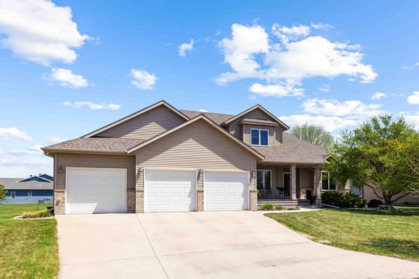 Single Family for sale at 854 32nd S Street, Moorhead, MN $579,900 5 bed 4 bath 3,426 sqft — MLS# 7075664