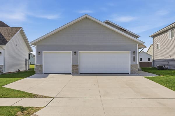 Single Family for sale at 6722 70th S Avenue, Horace, ND $349,900 4 bed 3 bath 2,190 sqft — MLS# 7082973