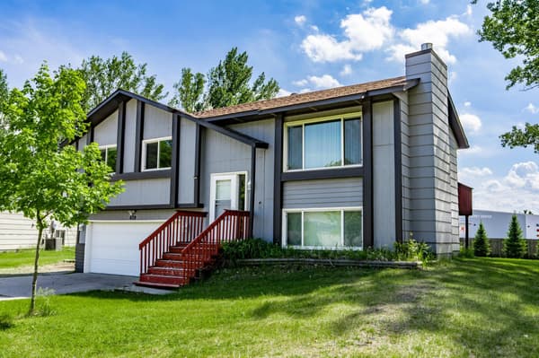 Single Family for sale at 439 Birch Lane, Moorhead, MN $200,000 2 bed 2 bath 1,344 sqft — MLS# 7084788