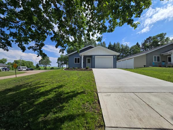 Single Family for sale at 528 E St Charles Avenue, Fergus Falls, MN $245,000 3 bed 2 bath 1,412 sqft — MLS# 7088618