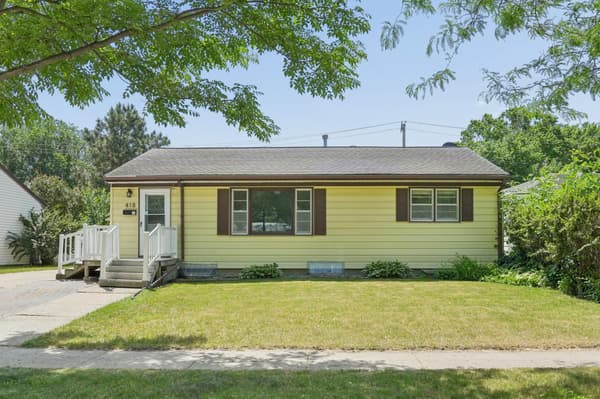 Open house at 418 20th N Avenue, Fargo $279,900 4 bed 2 bath