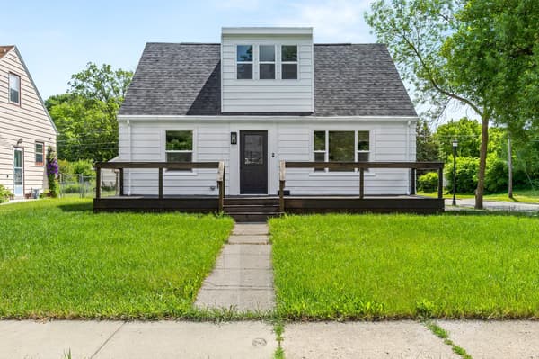 Open house at 1601 11th N Street, Fargo $344,000 5 bed 4 bath