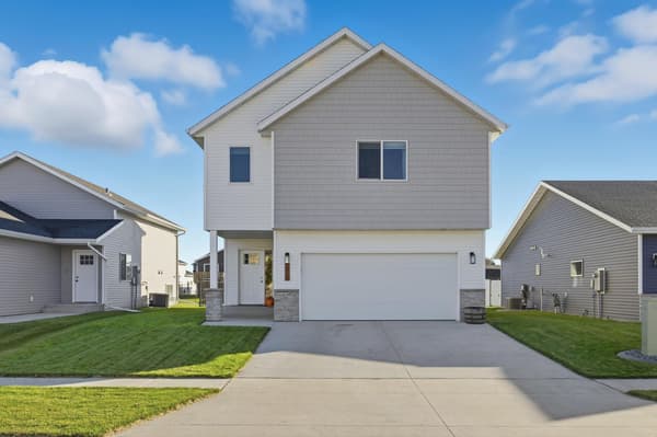 Single Family for sale at 6410 82nd Avenue S, Horace, ND $379,900 4 bed 3 bath 2,103 sqft — MLS# 7104656 Single Family for sale at 6410 82nd Avenue S, Horace, ND $379,900 4 bed 3 bath 2,103 sqft — MLS# 7104656