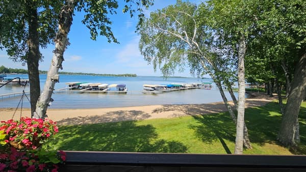(CC) Low Rise (3- Levels) for sale at 9212 Edgewater Circle S, Unit 208, Breezy Point, MN $559,000 2 bed 2 bath 1,066 sqft — MLS# 7105725 (CC) Low Rise (3- Levels) for sale at 9212 Edgewater Circle S, Unit 208, Breezy Point, MN $559,000 2 bed 2 bath 1,066 sqft — MLS# 7105725