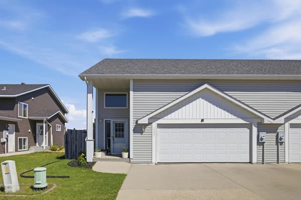 Twin Home for sale at 1255 4th Street NW, West Fargo, ND $270,000 3 bed 2 bath 1,800 sqft — MLS# 7108225