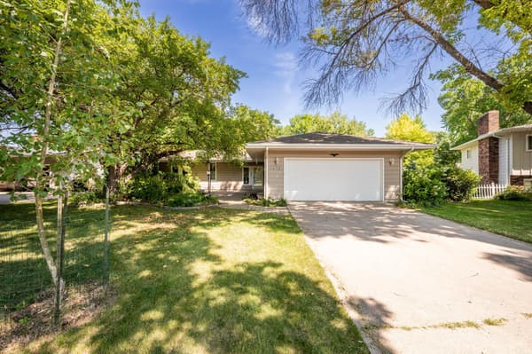 Single Family for sale at 2474 W Country Club Drive S, Fargo, ND $399,000 3 bed 3 bath 2,858 sqft — MLS# 7110873 Single Family for sale at 2474 W Country Club Drive S, Fargo, ND $399,000 3 bed 3 bath 2,858 sqft — MLS# 7110873