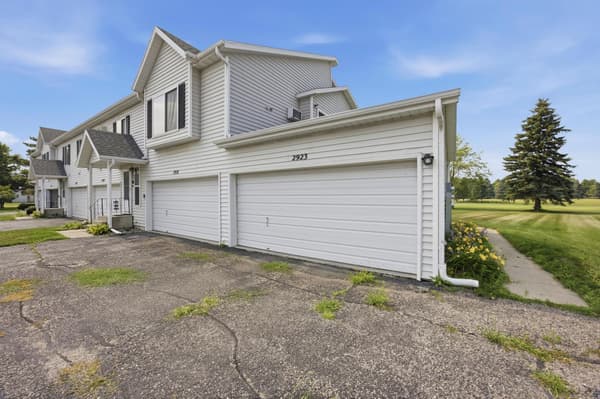 (CC) Low Rise (3- Levels) for sale at 2923 32nd Street S, Moorhead, MN $199,000 2 bed 2 bath 1,187 sqft — MLS# 7112348