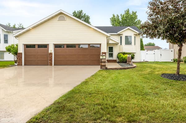 Single Family for sale at 4334 45th Avenue S, Fargo, ND $400,000 3 bed 2 bath 2,188 sqft — MLS# 7113032