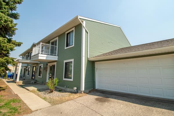 (CC) Low Rise (3- Levels) for sale at 3211 15th Avenue S, Unit D, Fargo, ND $149,900 2 bed 2 bath 988 sqft — MLS# 7113290