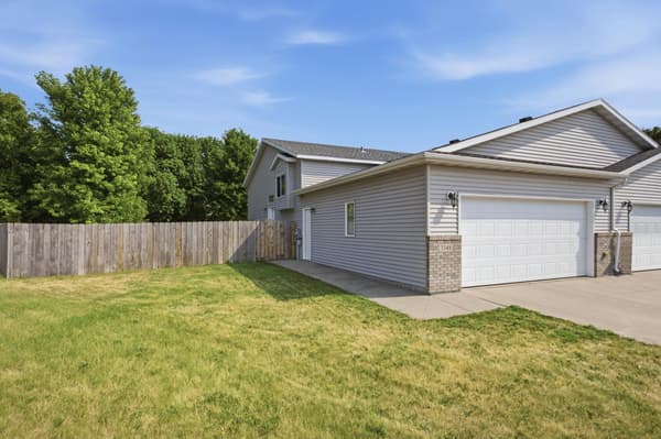 Twin Home for sale at 3348 10th Street S, Moorhead, MN $254,900 3 bed 2 bath 1,644 sqft — MLS# 7116806 Twin Home for sale at 3348 10th Street S, Moorhead, MN $254,900 3 bed 2 bath 1,644 sqft — MLS# 7116806