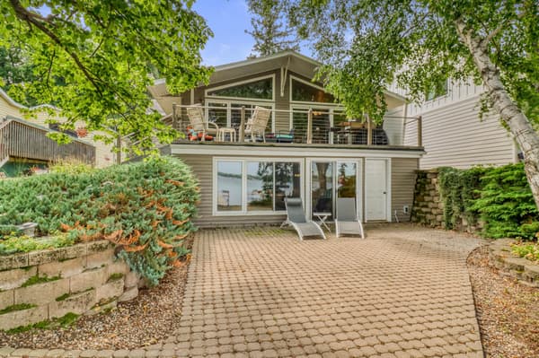 Single Family for sale at 672 S Shore Drive, Detroit Lakes, MN $1,100,000 2 bed 2 bath 2,588 sqft — MLS# 7118447 Single Family for sale at 672 S Shore Drive, Detroit Lakes, MN $1,100,000 2 bed 2 bath 2,588 sqft — MLS# 7118447