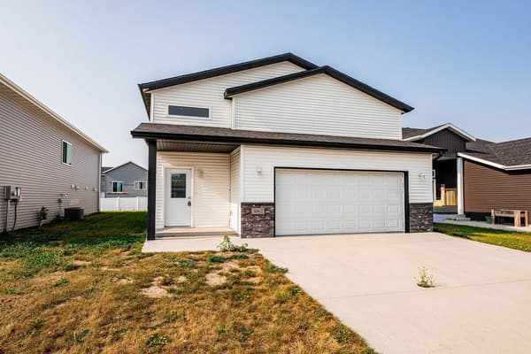 Single Family for sale at 3062 39th Avenue S, Moorhead, MN $355,000 4 bed 2 bath 2,250 sqft — MLS# 7121006 Single Family for sale at 3062 39th Avenue S, Moorhead, MN $355,000 4 bed 2 bath 2,250 sqft — MLS# 7121006